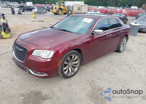 2015 Chrysler 300C z USA, uszkodzony, nr VIN 2C3CCAEG8FH832971